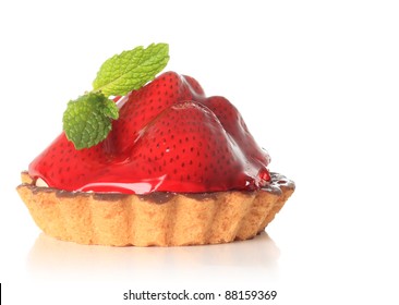 Fresh fruit pie tart with strawberry.