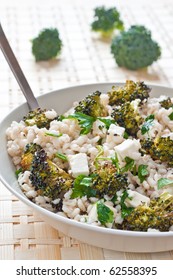 Fresh Healthy  Farro Salad With Broccoli