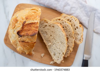 Fresh No Knead Bread In A Cast Iron Dutch Oven