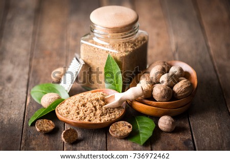 Fresh nutmeg