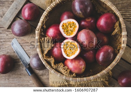 Fresh passion fruits-Healthy fruit and special taste