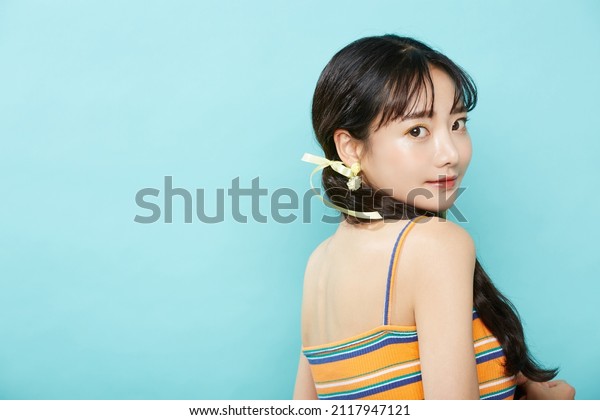 Young Asian Teen Model Pic