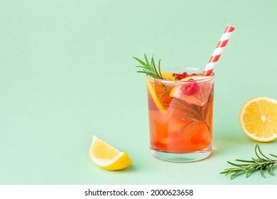 Agua fresca roja con