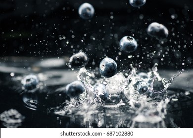 7,634 Blueberry water drop Images, Stock Photos & Vectors | Shutterstock