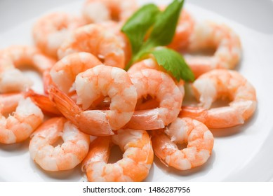 Fresh Shrimps Served On Plate / Boiled Peeled Shrimp Prawns Cooked In The Seafood Restaurant