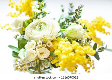 Download Bouquet Yellow Images Stock Photos Vectors Shutterstock Yellowimages Mockups