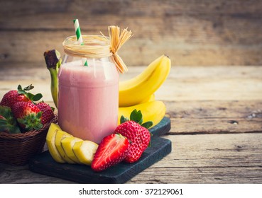 Fresh Strawberry And Banana Smoothie