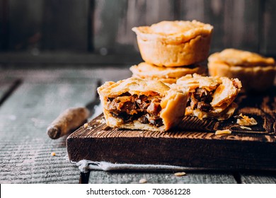馅饼图片 库存照片和矢量图 Shutterstock