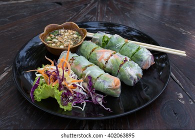 18,512 Vietnamese fresh spring rolls Images, Stock Photos & Vectors ...