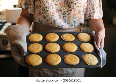 Freshly baked cupcakes food photography recipe idea