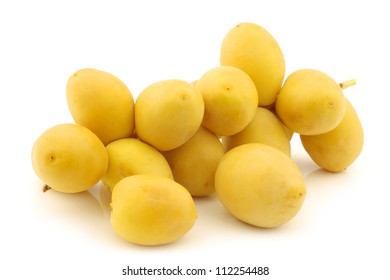 date yellow