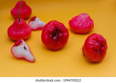 Jambu Air Images Stock Photos Vectors Shutterstock