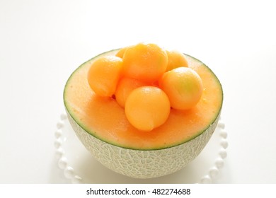 Freshness Yubari King Melon In Ball Shaped