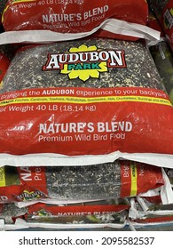 FRESNO, UNITED STATES - Oct 29, 2021: A Close Up Photo Of A Stack Of Bags Of Audubon Wild Bird Seed On A Shelf