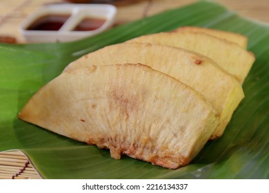 Fried Breadfruit Looks Close To Typical Indonesian Food