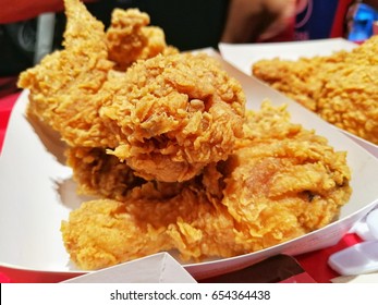 1,239 Kentucky fried chicken box Images, Stock Photos & Vectors ...