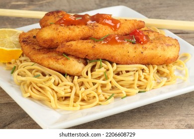 Fried Chicken Tempura With Noodles And Lemon