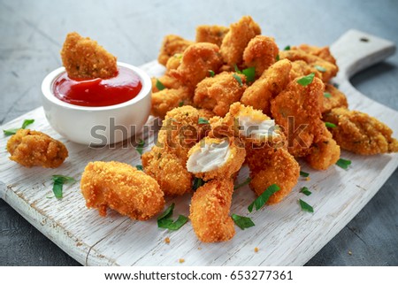 Fried Crispy Chicken Nuggets Ketchup On Stok Fotoğraf şimdi Düzenle