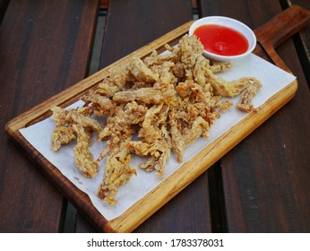 Fried Crispy Oyster Mushroom, Served With Chili Sauce.