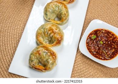  Fried Dumplings - Gun Mandu