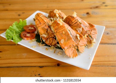 Fried Flathead Lobster With Garlic Delicious Thai Seafood