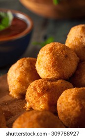 Fried Mac And Cheese Bites With Dipping Sauce