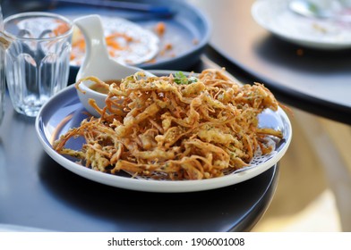 Fried Mushroom Or Deep Fried Mushroom And Dip