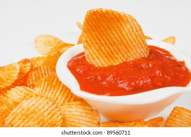 Fried Potato Chips With Homemade Salsa Dip Sauce