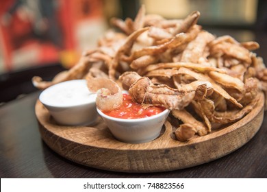 Fried Potato Peel With Sweet And Sour Dips