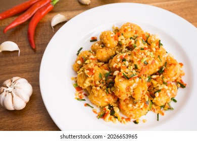 Fried Prawns With Flour, Stir-fried With Chili, Pepper, Salt. One Of The Popular Chinese Food In Indonesia