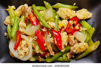 Fried String beans with scrambled egg and anchovies