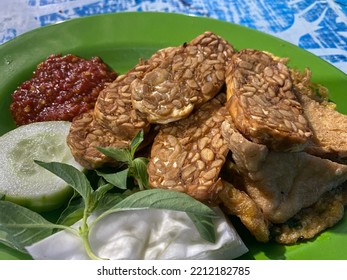 Fried Tempeh In Green Plate 