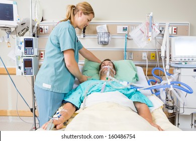 1,721 Intubated patient Images, Stock Photos & Vectors | Shutterstock