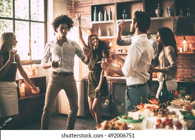 23,683 Friends party snacks Images, Stock Photos & Vectors | Shutterstock