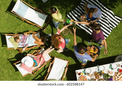 Liegestuhl Garten Stock Photos Images Photography Shutterstock