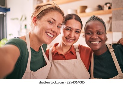 Friends, pottery and selfie of women for small business, artistic startup and creative workshop. Collaboration, art class and females happy for success in ceramics, clay sculpture and artwork store - Powered by Shutterstock