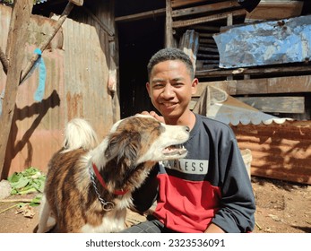 friendship between a teenage boy and his pet dog. Unexpectedb0nds  between humans and pet dogs  - Powered by Shutterstock