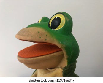 Frog Hand Puppet Doll For Chrildren