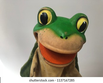 Frog Hand Puppet Doll For Chrildren