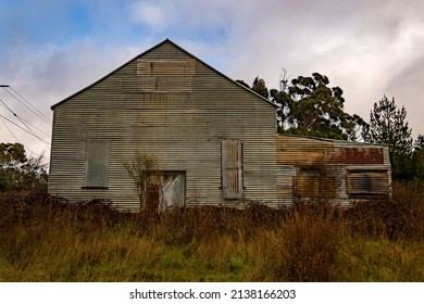 953 Run down shed Images, Stock Photos & Vectors | Shutterstock