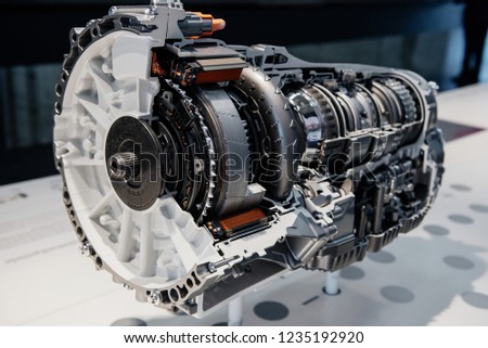 Front and side view cross section of automatic transmission gearbox.