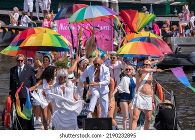 1,504 Amsterdam Gaypride Images, Stock Photos & Vectors | Shutterstock