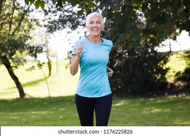 3,503 Elderly jogger Images, Stock Photos & Vectors | Shutterstock