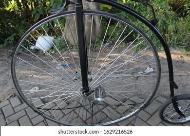 front big wheel bicycle