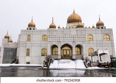 109 Gurdwara guru nanak darbar Images, Stock Photos & Vectors ...