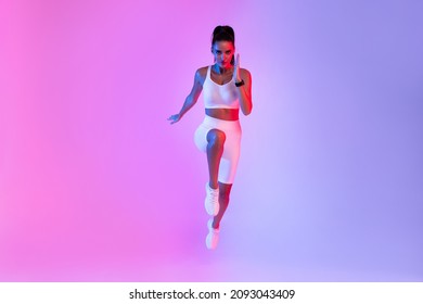 191件の 走る 女性 正面 の画像 写真素材 ベクター画像 Shutterstock