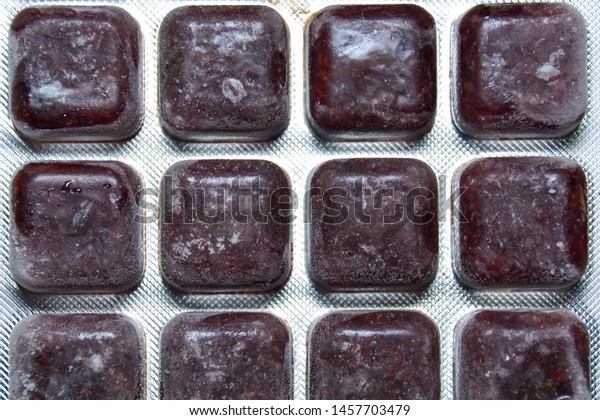 download frozen bloodworms for fish download frozen bloodworms for fish