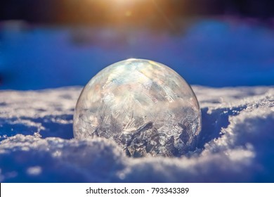 Ice bubble flamboyan batusari
