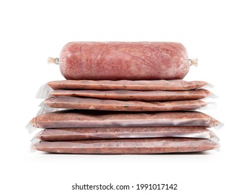 Frozen Meat Packages In A Pile. Vacuum Sealed Raw Ground Chicken And Turkey, In A Variety Of Shapes. Inclusive Back, Neck, Liver And Heart. Concept For Barf, Raw Food Diet For Cats, Dogs And Pets. 