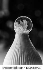 Frozen soap bubbles